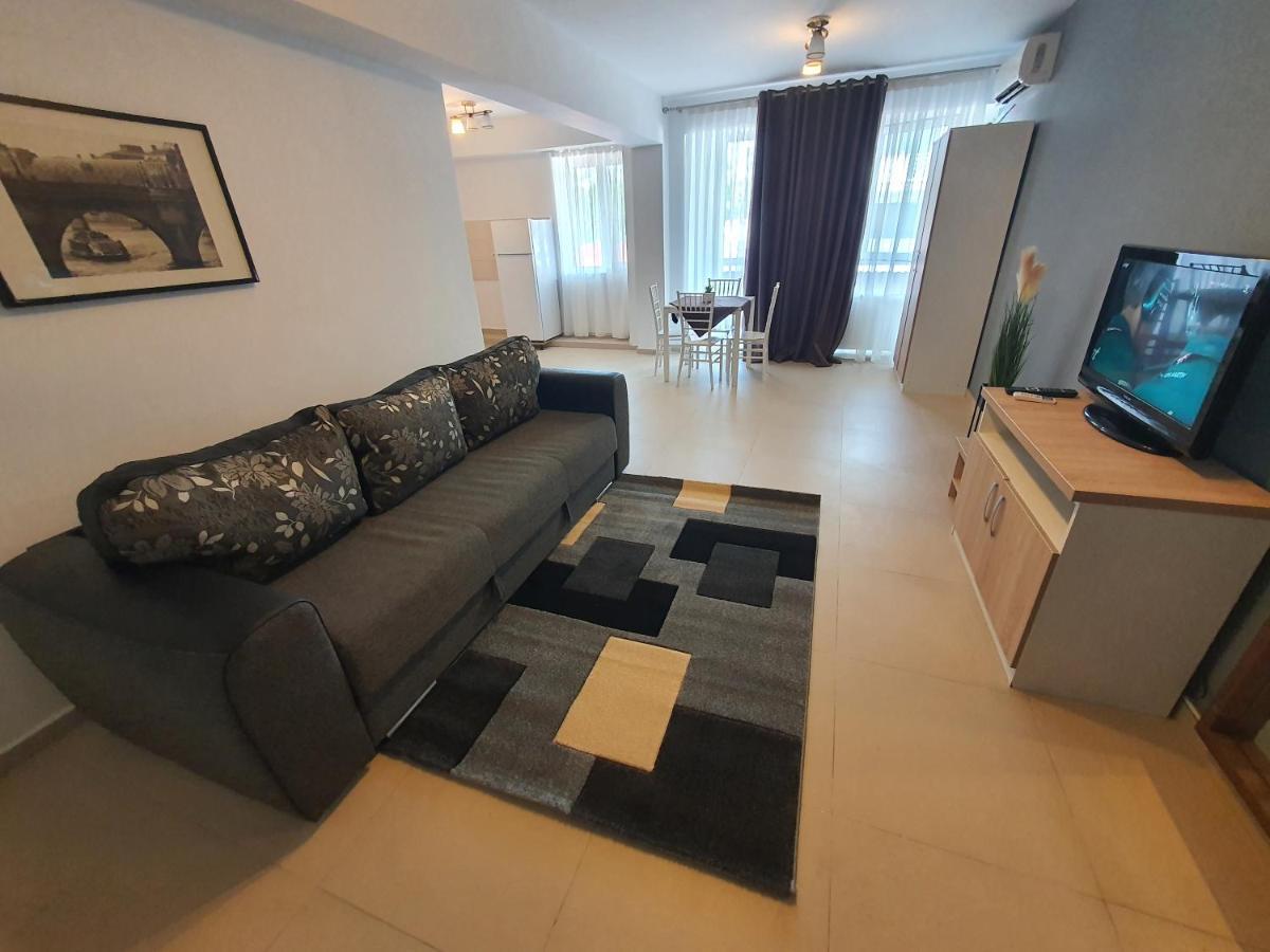 Villa Accommodation บูคาเรสต์ ภายนอก รูปภาพ