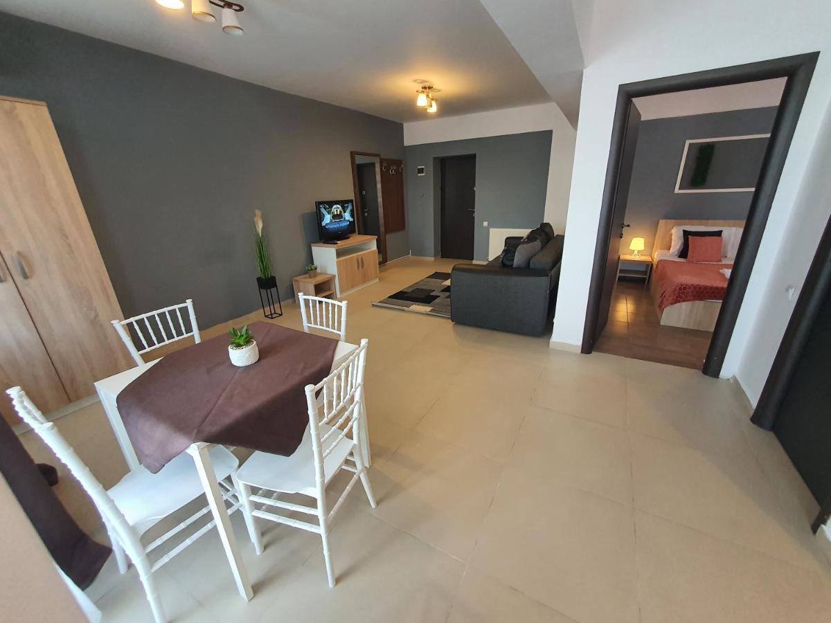 Villa Accommodation บูคาเรสต์ ภายนอก รูปภาพ
