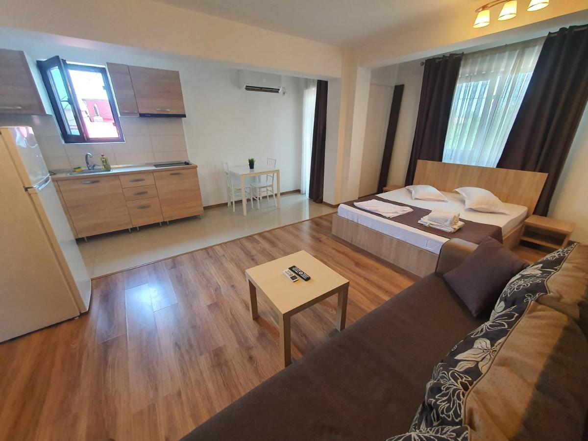 Villa Accommodation บูคาเรสต์ ภายนอก รูปภาพ