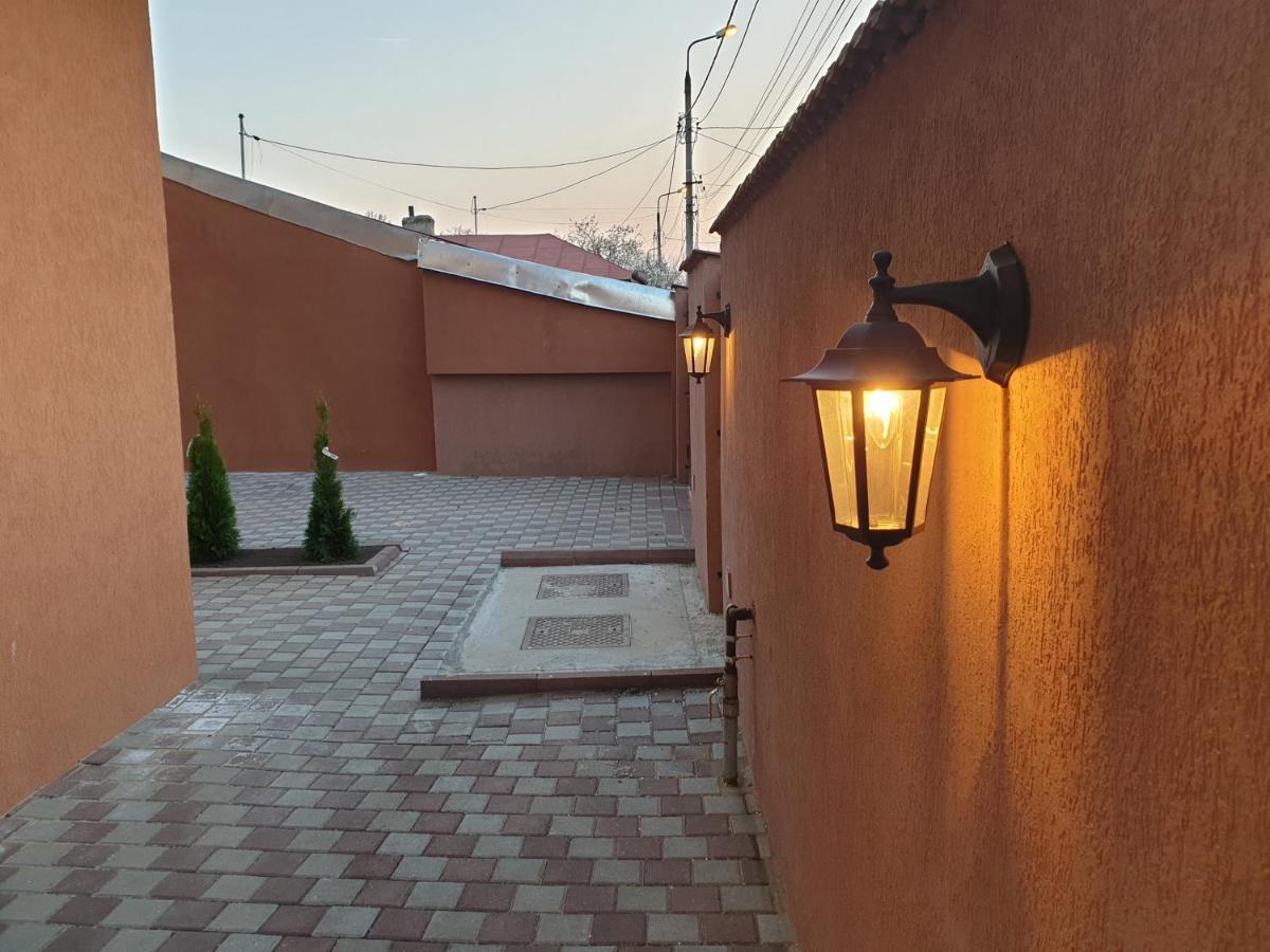 Villa Accommodation บูคาเรสต์ ภายนอก รูปภาพ