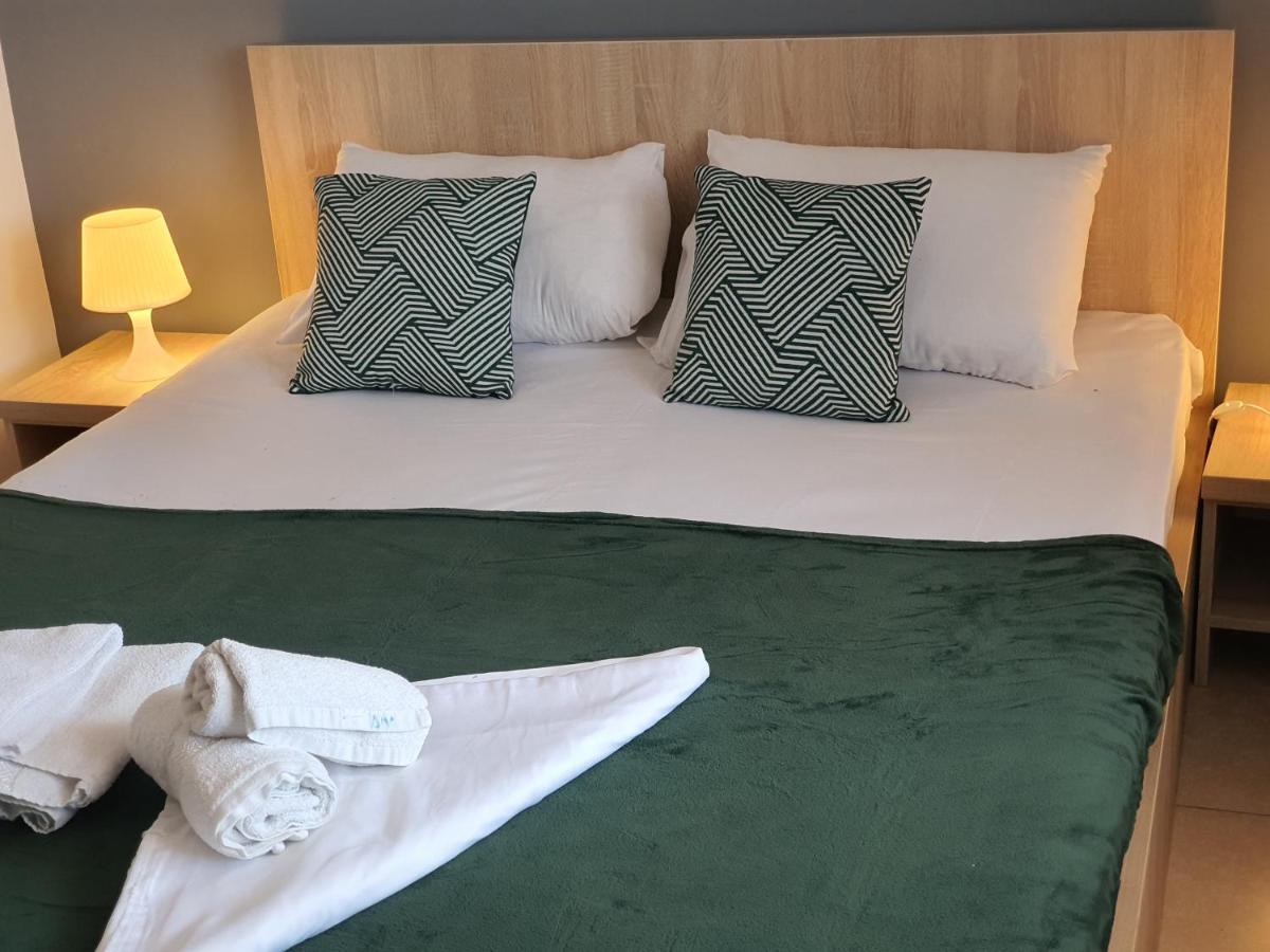 Villa Accommodation บูคาเรสต์ ภายนอก รูปภาพ