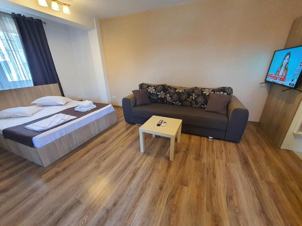 Villa Accommodation บูคาเรสต์ ภายนอก รูปภาพ