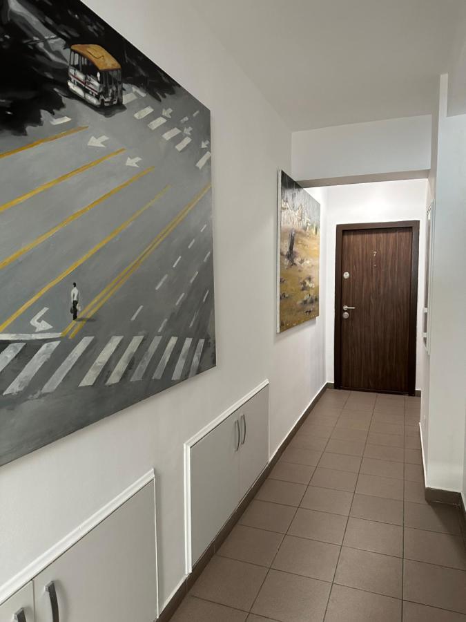 Villa Accommodation บูคาเรสต์ ภายนอก รูปภาพ